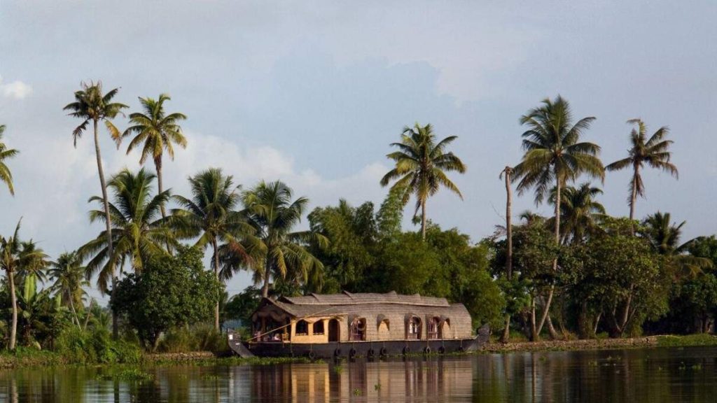 14 Best Lesser Known Places in Kerala to Visit for Your Next Trip