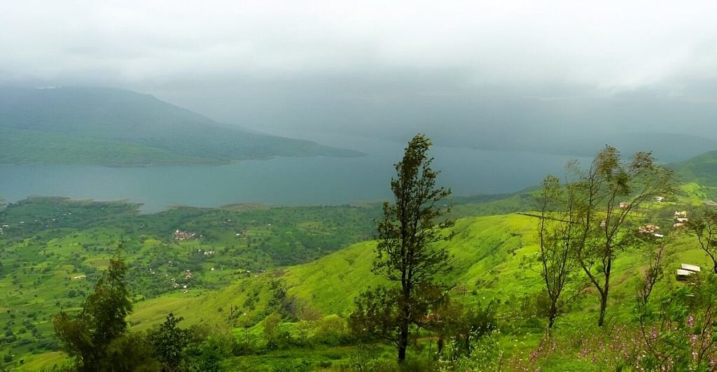 17 Best Trekking Places Near Mumbai and Pune in Monsoon for Nature Lovers